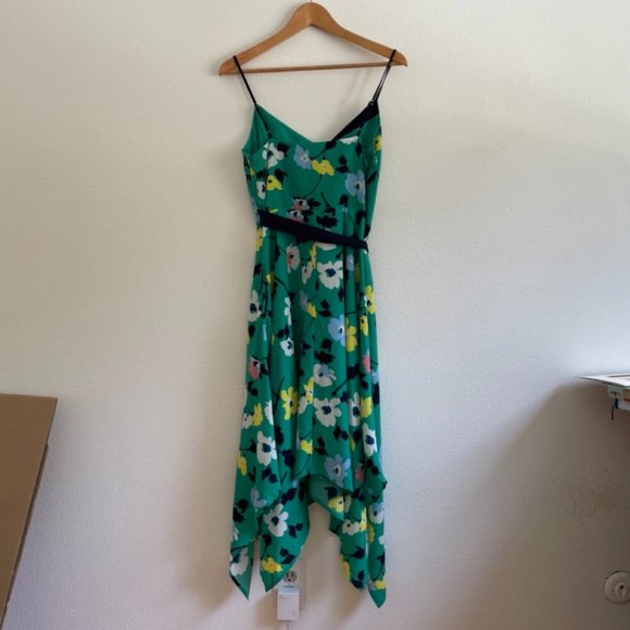 NWT Banana Republic Green Floral Spaghetti Strap Handkerchief Hem Dress - Picture 2 of 5